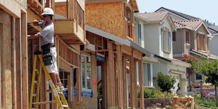 WI officials warn of predatory contractors