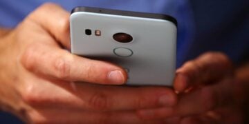 414 area code getting hit by phone scammers
