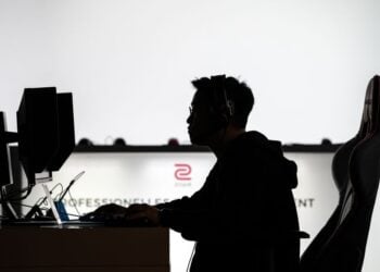 Cyber-security researcher to plead guilty
