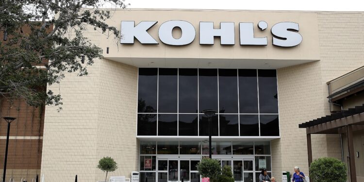 Kohl’s stock drops 10% after holiday sales drop