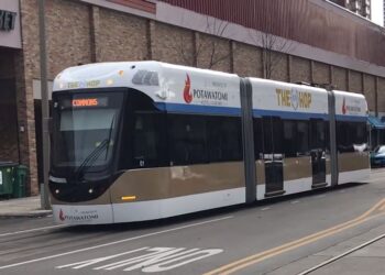 Report: Barrett to unveil streetcar plaza plan