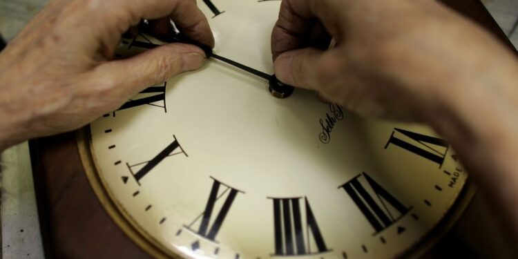 Daylight saving–friend or foe? Discuss!