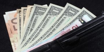 Five money mistakes couples should avoid
