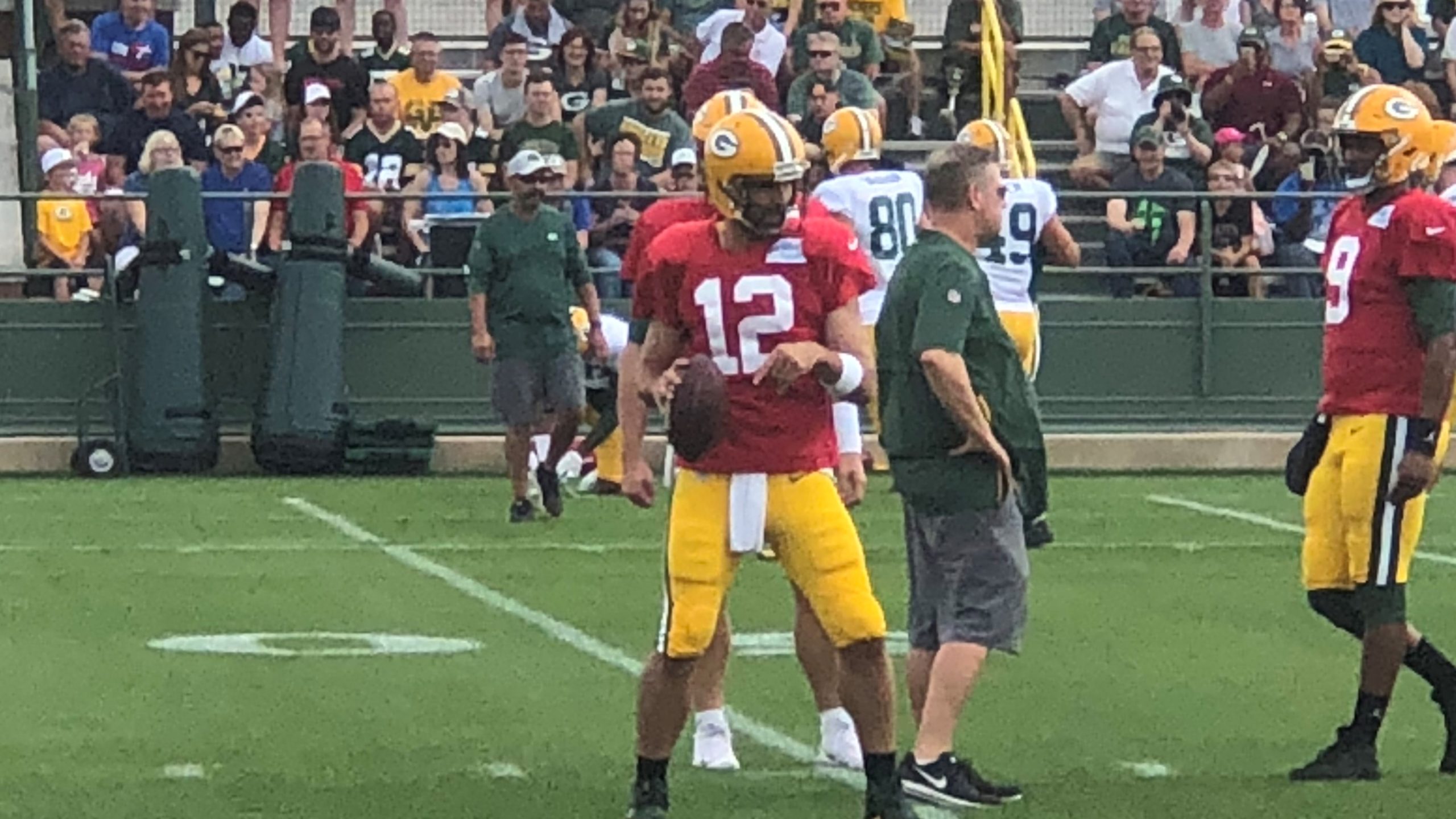 Aaron Rodgers among 20 Packers on injury report - WTMJ