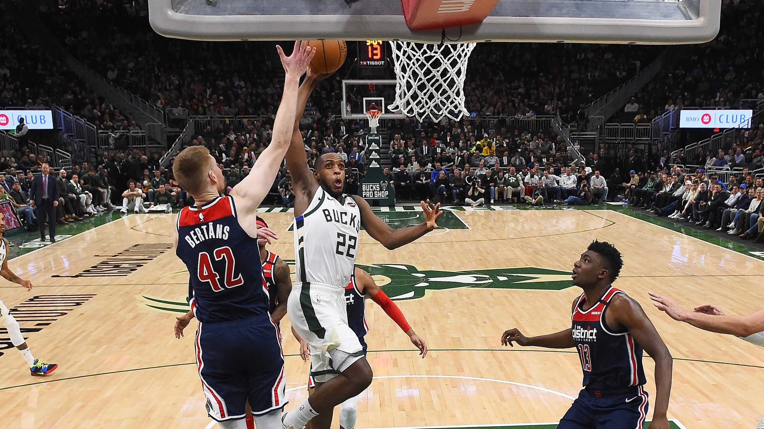 Bucks Can Set Nba Record For Earliest Playoff Clinch Wtmj