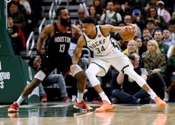 Harden takes shot at Giannis Antetokounmpo, says his style ‘takes no skill at all’ [VIDEO]