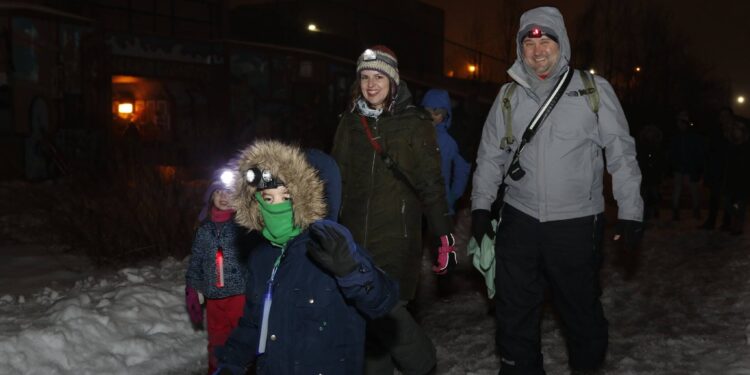 Urban Candlelight Hike set for Milwaukee’s Three Bridges Park