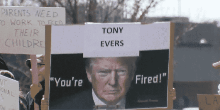 Wisconsinites protesting Governor Tony Evers ‘Safer at Home’ extension [PHOTOS]