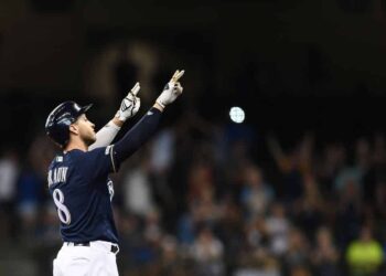 Ryan Braun places Milwaukee condo on the market