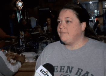 Nurse apologizes for ‘lapse in judgement’ after going to West Allis bar, following Supreme Court ruling