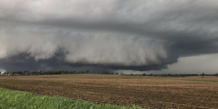 All severe weather warnings for SE Wisconsin have expired