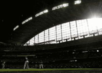 REPORT: MLB teams potentially holding Spring Training at home ballparks