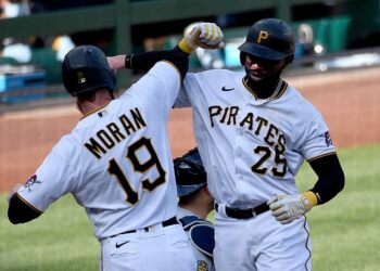 Lindblom says frustration level at ’10’ as Brewers get blown out by last place Pirates 12-5