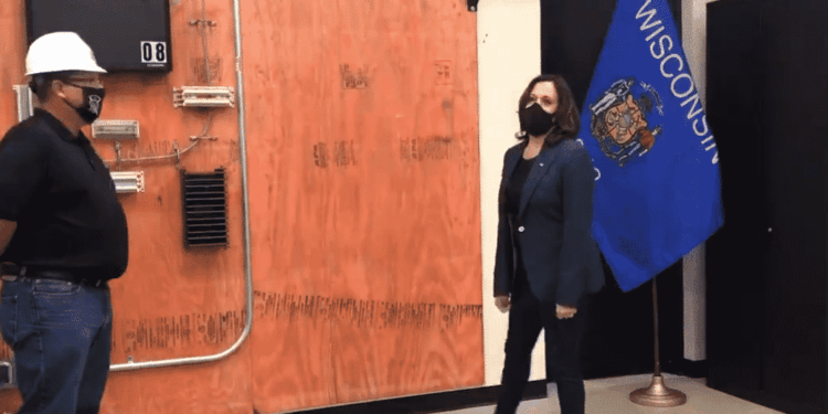 Harris says Blake family is ‘incredible’ and that they are handling the situation with ‘dignity and grace’ [VIDEO]