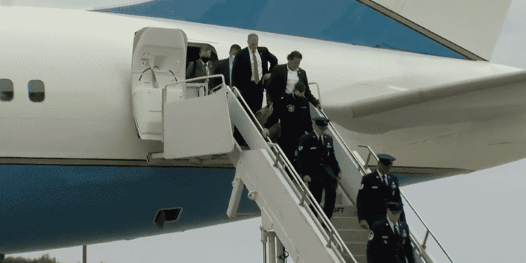 WATCH: President Trump lands for Kenosha visit
