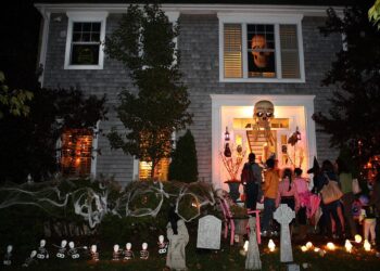 Trick-or-Treat around the world will look a bit different under lockdown