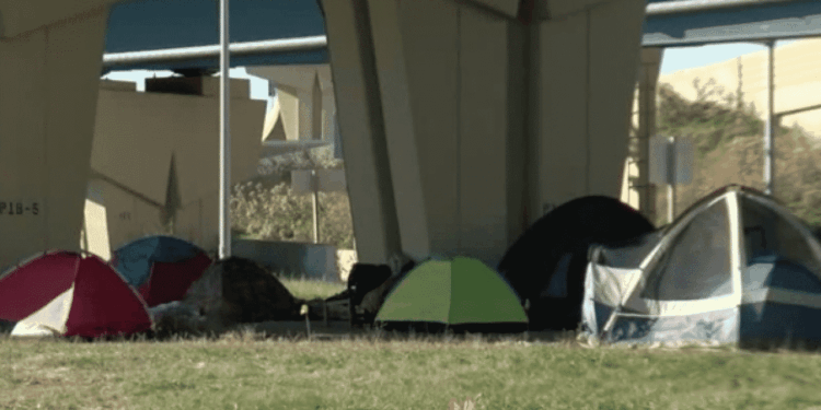 Homeless shelters prepare for winter, COVID-19 adjustments