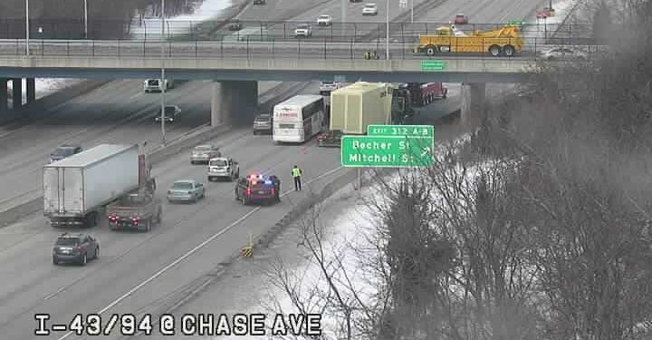 Incident cleared after delays reported I-43/94 North at Mitchell and Beecher streets