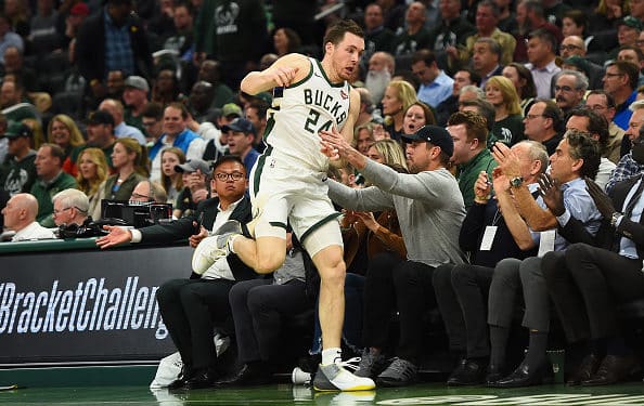 Fans responded favorably to Pat Connaughton returning to the Bucks