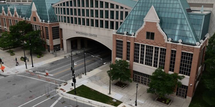 Wisconsin Center ready to administer COVID-19 vaccine