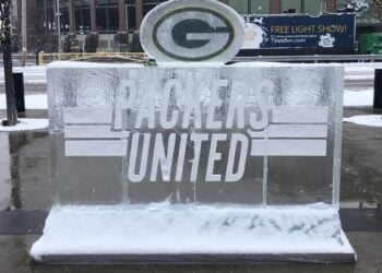 Sights and sounds from Lambeau Field ahead of the NFC Championship [Photos]