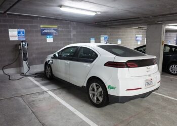 GM vehicles go all electric, is it really feasible?