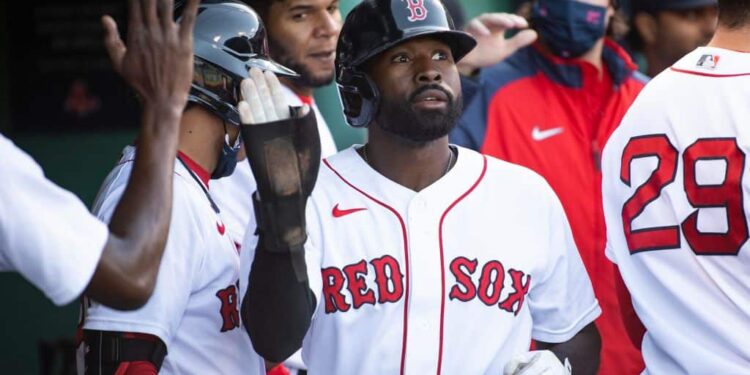 ‘I’m looking forward to seeing what this team can do,’ Brewers Outfielder Jackie Bradley Jr. tells WTMJ