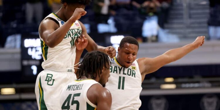 Number 1 seed Baylor takes down 9 seed Wisconsin 76-63 to advance to the Sweet 16