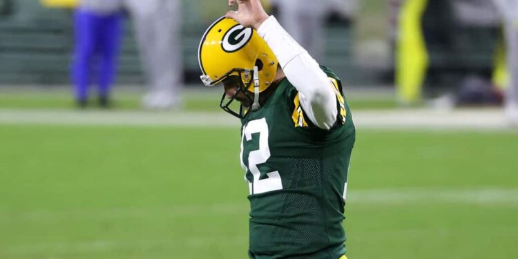 ‘I’m guessing it’s personal’ former Packers Executive Andrew Brandt responds to reports of Rodgers wanting out of Green Bay [LISTEN]