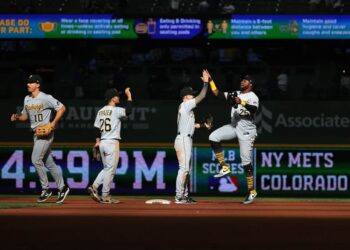 Pirates defeat Brewers 6-5, take the series at American Family Field