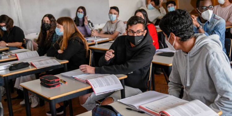 Mask policy at Waterford High School likely to remain