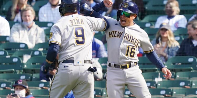 Pina’s pinch-hit homer powers Brewers over Cubs 4-3