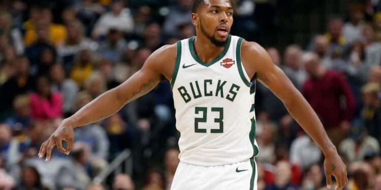 Milwaukee Common Council approves $750k settlement to former Milwaukee Buck Sterling Brown