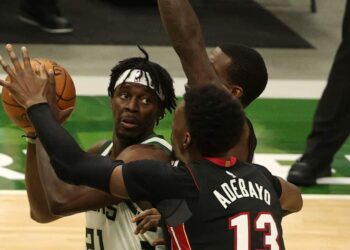 Bucks win final home game of regular season 122-108 over Miami, will finish season in Chicago Sunday