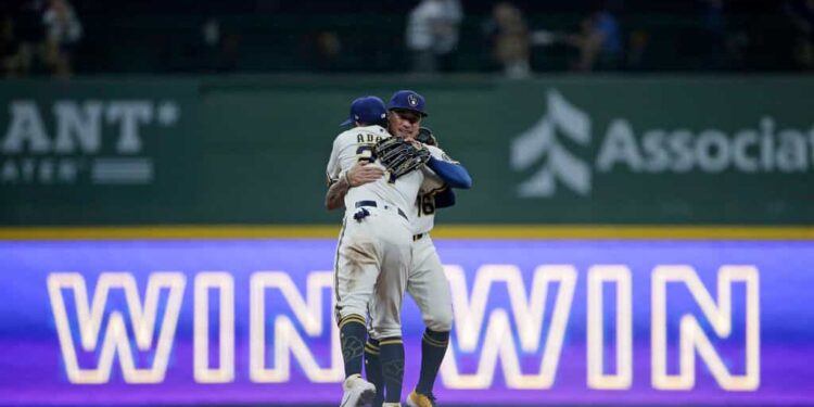Brewers open up series hosting Friars with 5-3 win