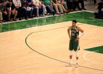 Extra Points: Legendary Stuff