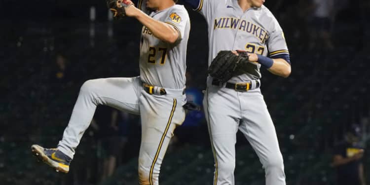 Brewers complete doubleheader sweep of Cubs