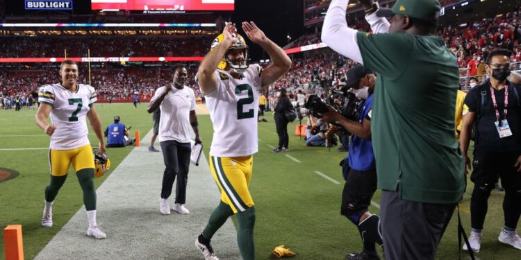 “Brilliant” Rodgers carries Pack, Larrivee tells WTMJ