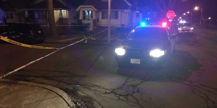 4 teens, 1 adult, shot outside Milwaukee’s Rufus King High School