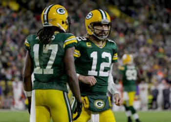 Packers win 43-34 over the Vikings, Adams ties single-game reception record  - WTMJ