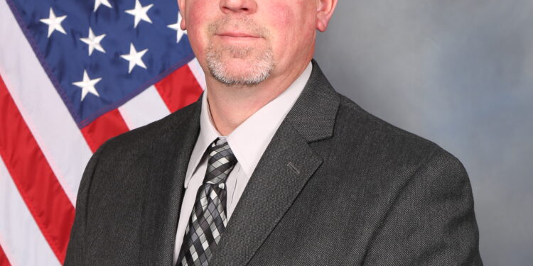 Kenosha County detective passes, cause still unknown