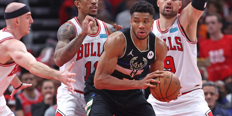 Bucks up 3-1 with rout of Bulls
