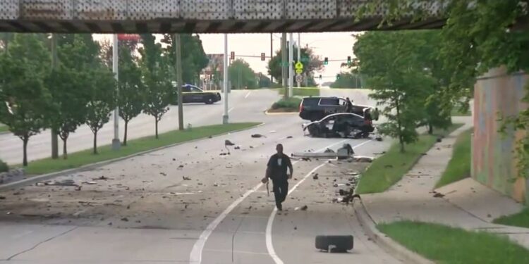 Driver dies in fiery crash near Milwaukee/Greenfield border