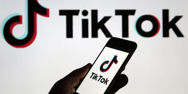 Lawsuit filed for death of Milwaukee girl from Tik Tok challenge
