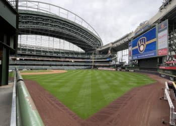 Man accused of burglarizing Brewers' clubhouse