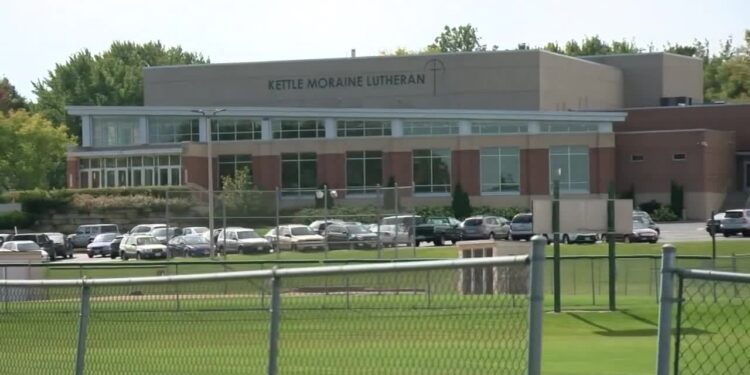 17-year-old accused of taking pictures of underage girls, facing 94.5 years in prison