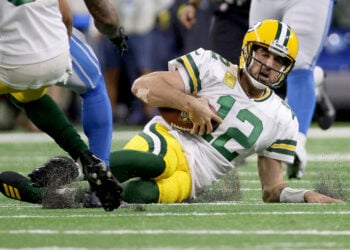 Extra Points: Rodgers and the grass