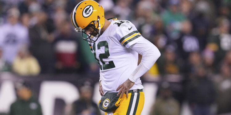 PHOTO GALLERY: The Packers fall to the Eagles…Ouch