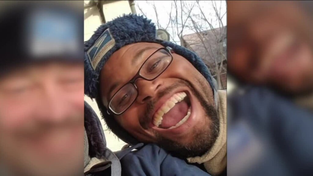 Man sentenced to over 30 years in prison for murdering postal worker