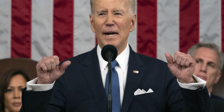 Biden makes Wisconsin his 1st stop after State of the Union